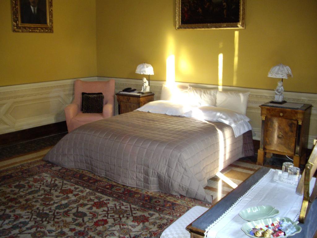 Villa Benni B&B Bolonha Quarto foto