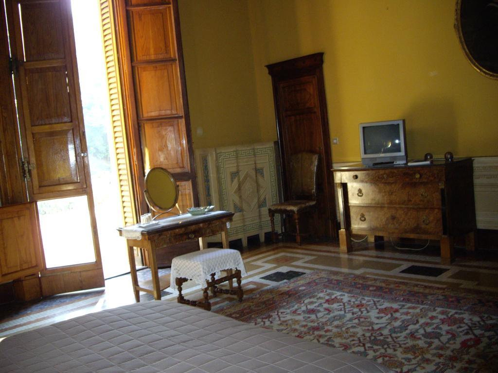 Villa Benni B&B Bolonha Quarto foto