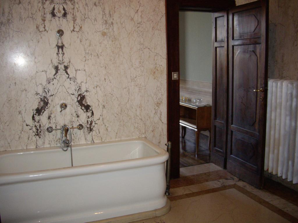 Villa Benni B&B Bolonha Quarto foto